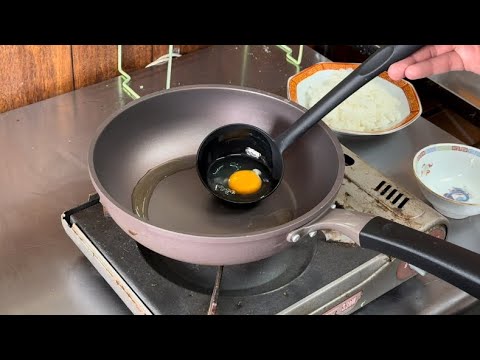 「必見」プロがフライパンで作る本格炒飯