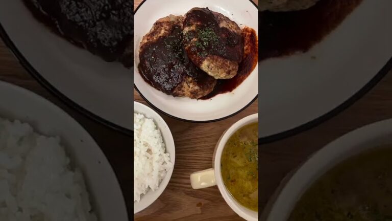 ヘルシー豆腐ハンバーグだけどご飯進みすぎてヘルシーじゃない #Shorts