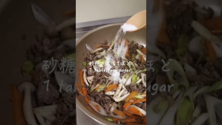 すき焼き風焼きうどん。間違いない。