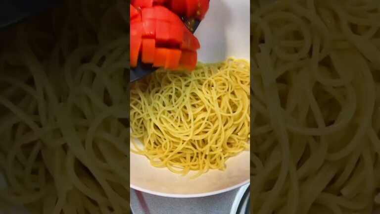 暑い日に嬉しい✨塩昆布と生姜の効いた冷製パスタ🍝#shorts