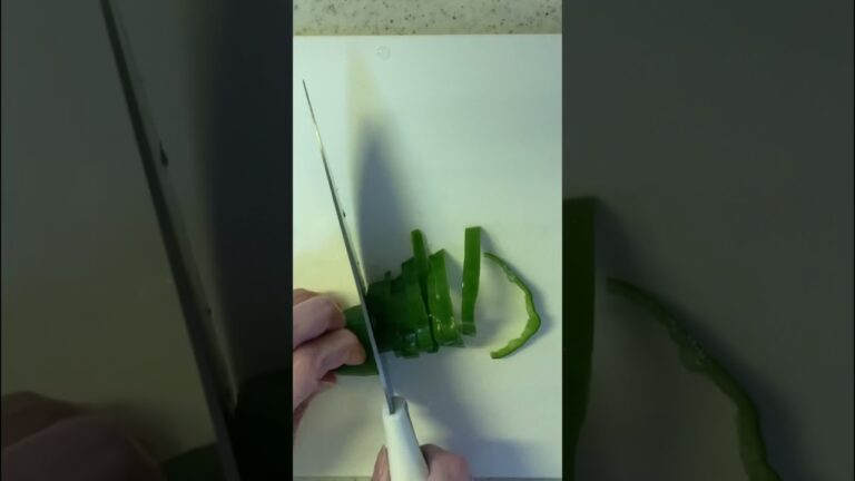 無限ピーマン作ってみた #shorts #料理 #ピーマン #ツナ缶