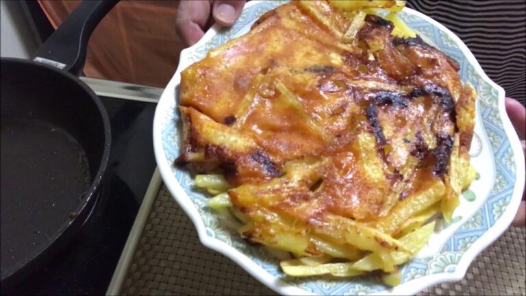 家飲みはじめませんかぁ～　ちくわとれんこんのマヨ炒めとじゃがいもガレット