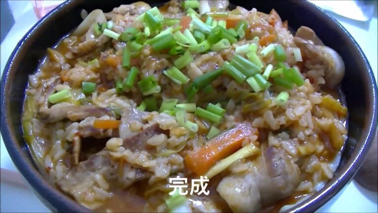 【風邪治らない】チーズ入り肉盛りキムチ雑炊【激アツ】
