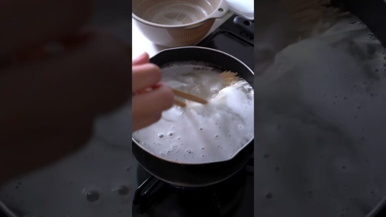 いつもとひとあじ違う！オクラとじゃこのネバネバそうめんの作り方！ #cooking #クッキング #簡単レシピ #japanesefood