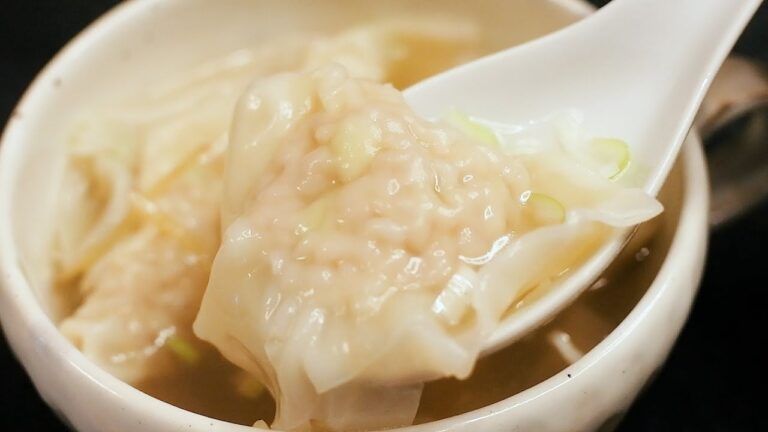 深夜に食べたいワンタンスープの作り方