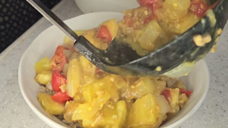 茄子とミニトマトのキーマカレー