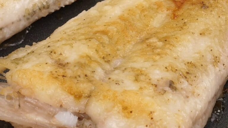 カレイのムニエル風トマトバターソース