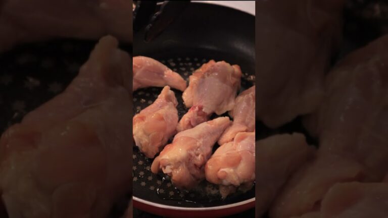 【超簡単】クリスマスはこれに決まり！手羽元でローストチキン風！ #簡単レシピ #料理