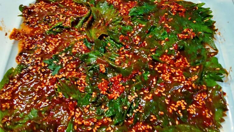 【大葉の韓国風ピリ辛漬け】やみつきになる美味しさ｜ご飯が進む