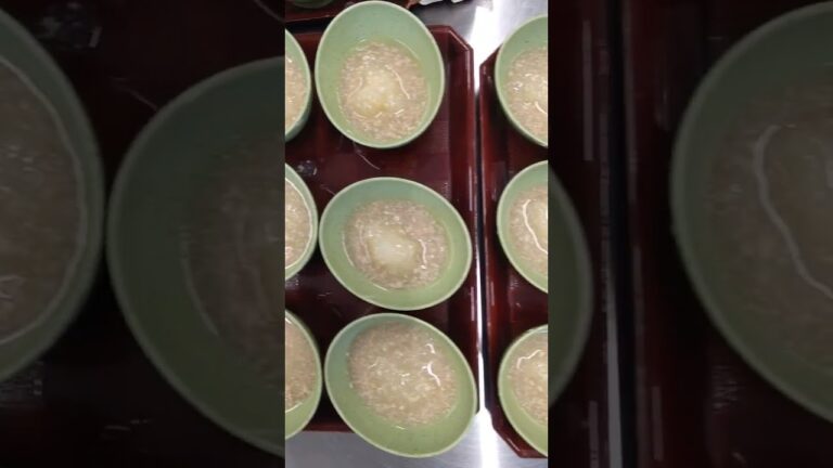 介護施設食事。冬瓜のそぼろ煮