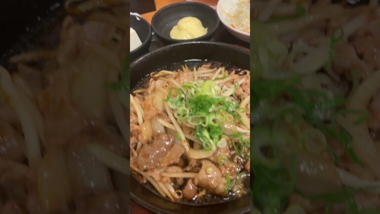 夕飯は豚生姜焼き定食820円 #豚生姜焼き #定食屋 #夕食