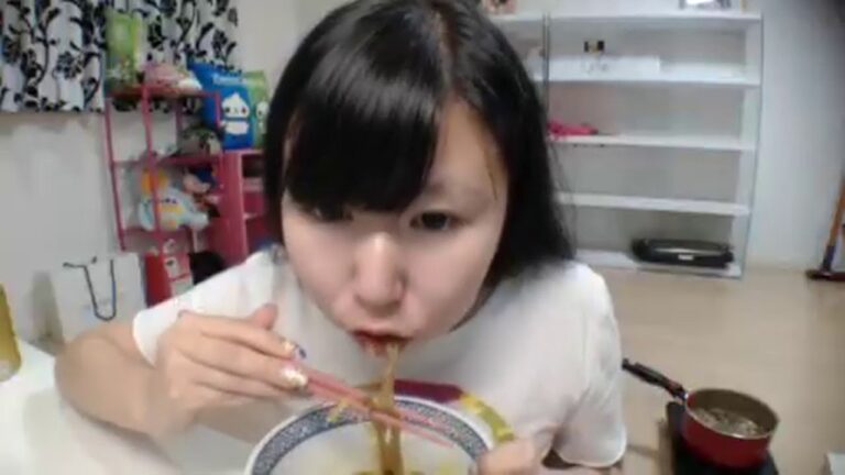 【ももなな】　すき焼き風糸こんにゃく　2018年8月16日　【ダイエット】