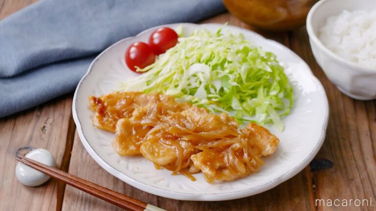 【鶏むねしょうが焼き】節約絶品おかず！ごはんがすすむ簡単レシピ♪｜macaroni（マカロニ）