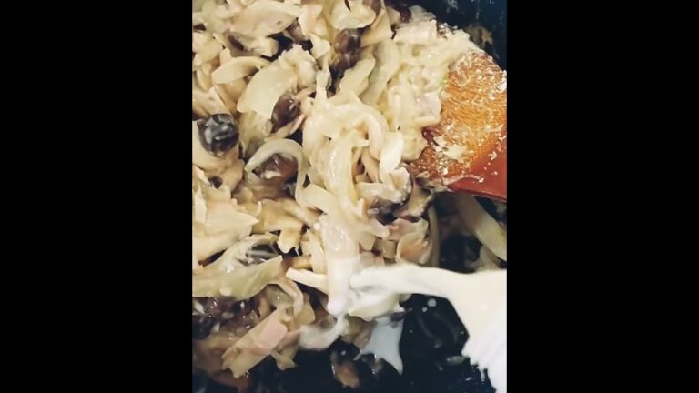 アスパラとキノコとじゃがいものマカロニグラタン／お皿にぬるにんにくひと手間／味噌でコクリーミー