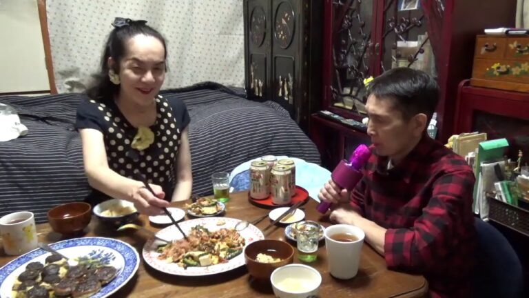 ジョン＆マキ💖ちゃんねる 第８７話【ジョン＆マキ♡のレシピコーナー 28　① しらす炊き込みごはん　② 三つ葉の卵とじお吸い物　③ 椎茸の肉詰め　④ ゴーヤチャンプルー　〜実食編〜】