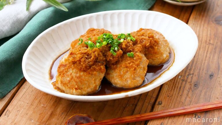 【みぞれ煮込みハンバーグ】フライパンひとつで！めんつゆと大根おろしで仕上がりさっぱり♪｜macaroni（マカロニ）