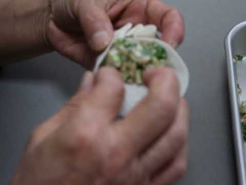 にらの花まんじゅうの包み方