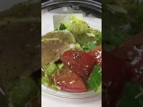 【セブンイレブン】トマトと生ハムのバジルパスタサラダ（税込：356円）