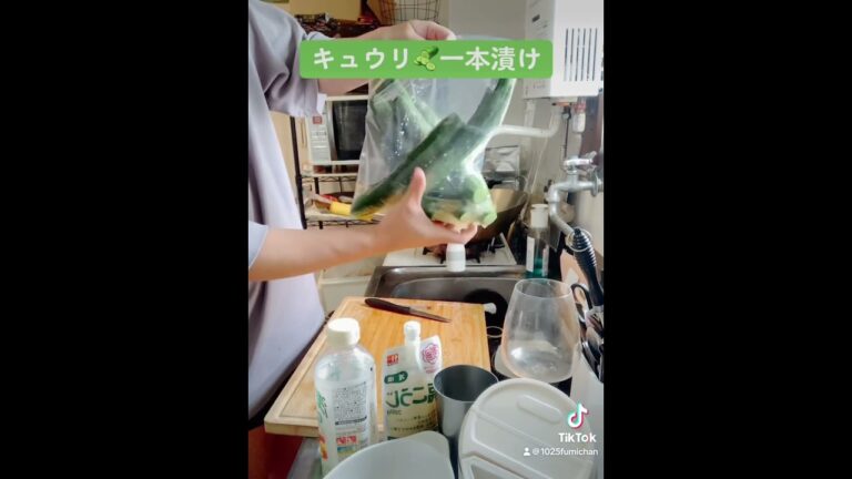 簡単キュウリ🥒一本漬けです♬  #料理　#おつまみ  #酒
