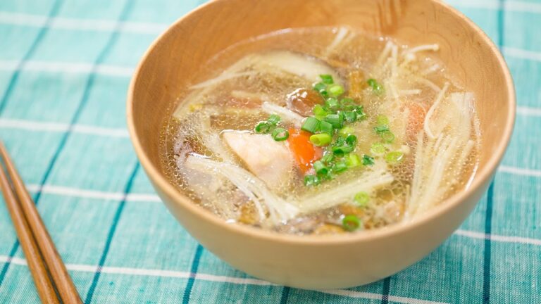 鶏ときのこのジンジャースープ