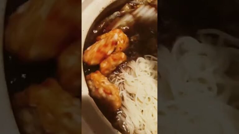 老王隨便煮 和式醬油風味白菜火鍋 王さん適当料理 白菜チャーシューラーメン鍋醤油味 Japan syouyu cook nabe