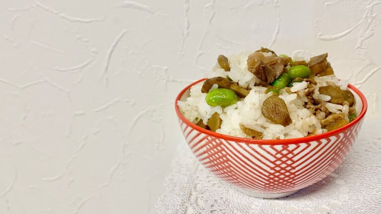 #shorts【牛ごぼうの混ぜご飯】混ぜるだけだから失敗なし／好きな具材で好きなだけ／本編概要欄に材料の記載あり　#牛ごぼう#牛ごぼうの混ぜご飯#混ぜご飯#牛肉#牛ばら肉#絶対に失敗しない#簡単ご飯