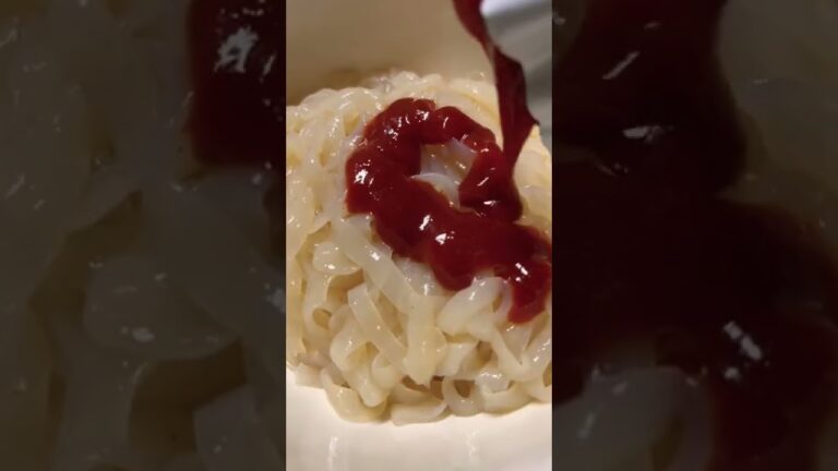 Super healthy korean noodle 😊🙌🏻💕 ビビン麺