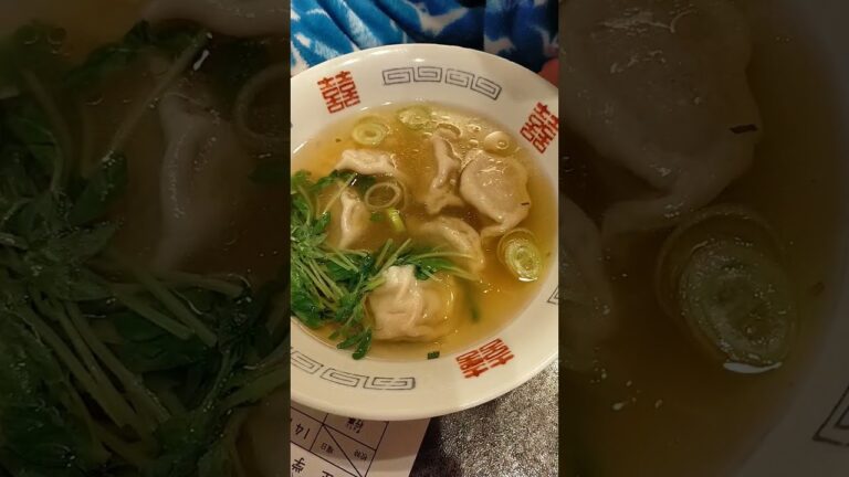 おはよう!温かいスープ餃子!