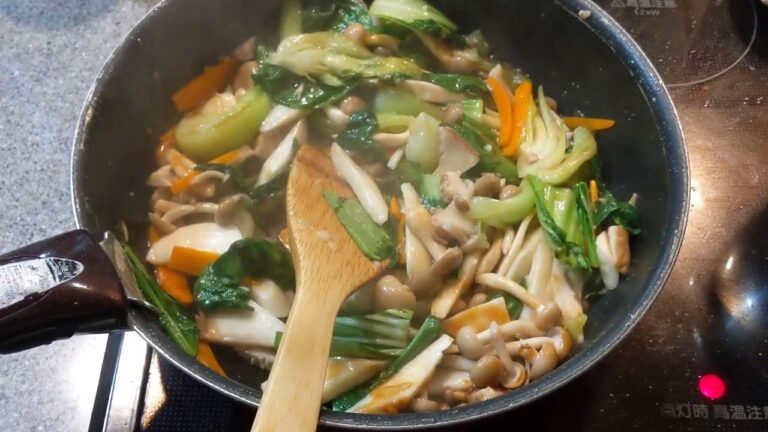 本日のお品書き､青梗菜とキノコのオイスターソース炒め#cooking #japanesefoods #japan #junkuwachannel