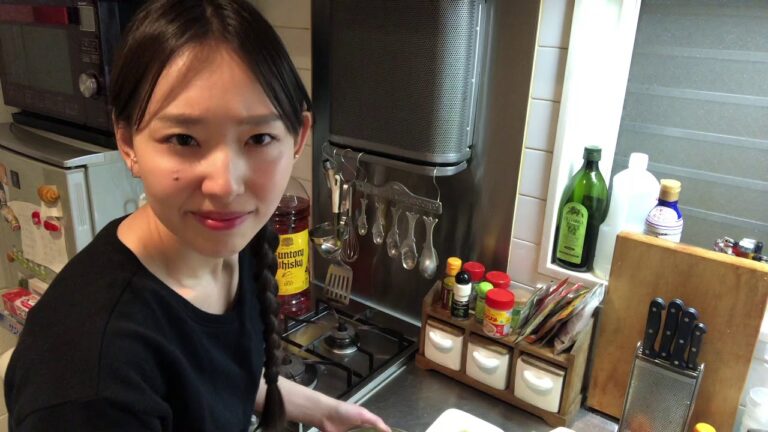 【はまちゃん食堂】サーモンとアボカドの和風ポキ【調理編】