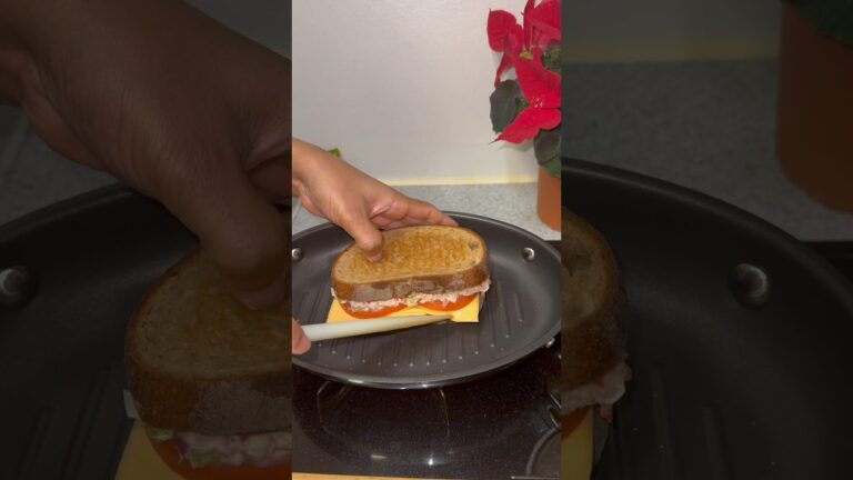 Yummy Tuna melt Sandwich/ツナメルト