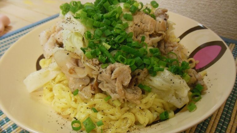 【簡単レシピ】汁なしラーメン　豚レモンペッパー【汁無いからカロリーOFF】