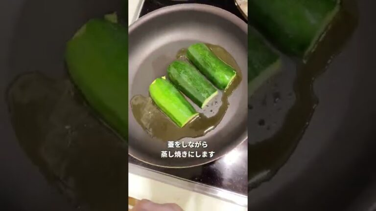 夏野菜の無水カレー　あれをどん！とのせたら見た目もテンション上がります