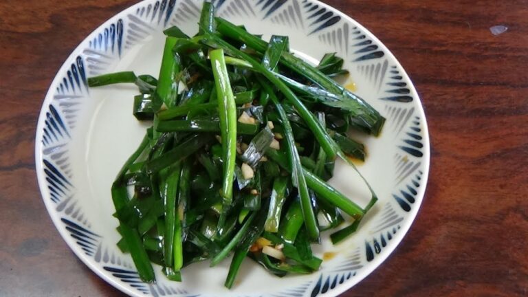 ニラのピリ辛炒め　壺ニラより美味しい？