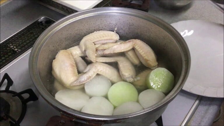 【失敗しない】鶏の手羽先と大根の煮物