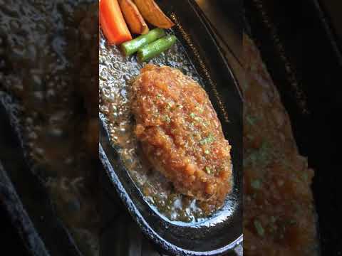 ハンバーグ 玉ねぎソース