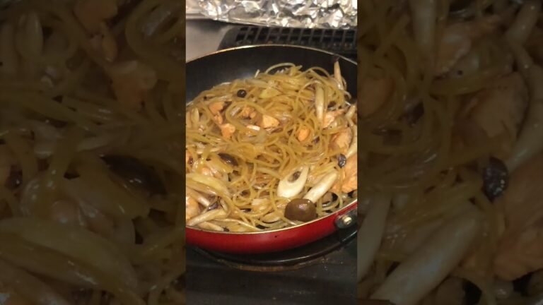 #Shorts サーモンとしめじの和風ポン酢パスタの作り方！！