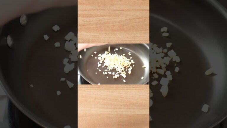 鶏胸肉で美味しすぎるおつまみ副菜（生姜ダレの蒸し鶏）#shorts