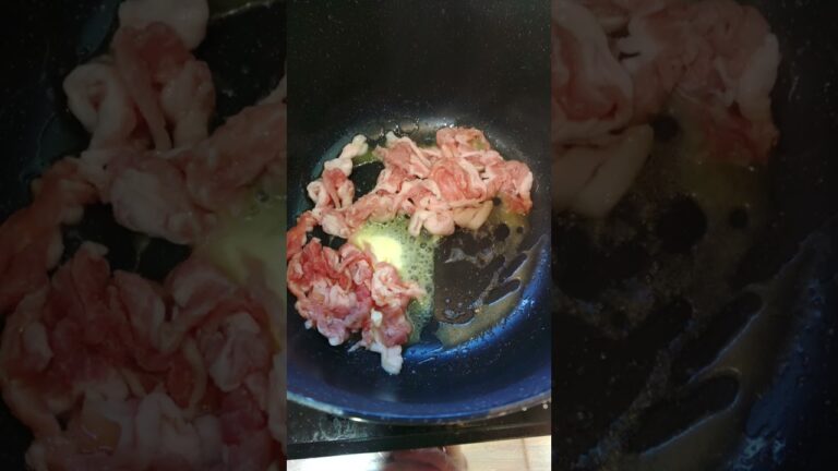 たっぷりたまねぎポン酢と大根おろしで飲む、豚エリンギバターが超美味しいです！