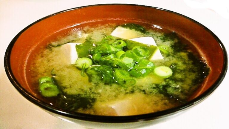 30秒で解説！味噌汁の作り方 （簡単レシピ）