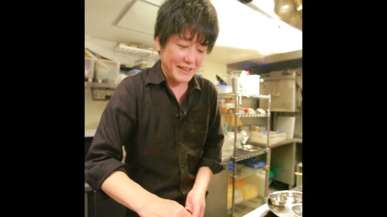【一流シェフのレシピ  #ダイジェスト版 】本場の味を手軽な食材で再現『ゴア風シュリンプカレー』の作り方 #Shorts