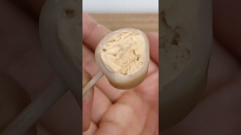 懐かしいあの駄菓子が卵に！『タマタマしてんじゃねーよ』うずらの卵って実は... #shorts