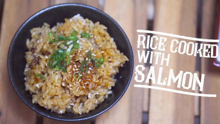 サーモンぶっ込み炊き込みご飯の作り方  / Rice Cooked with Salmon