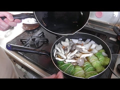 幸運な病のレシピ（ 878 ）昼：ロール白菜メインのおでん（ヒラタケ、こんにゃく、人参、たけのこ）、煮ている間に後片付け