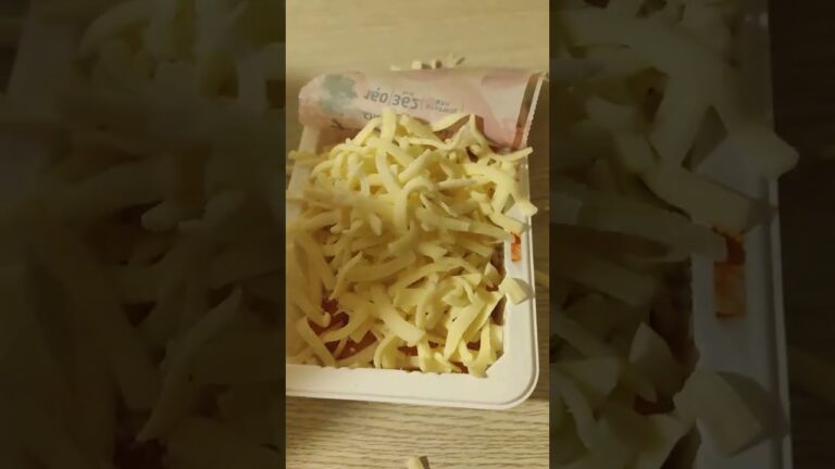 トッポギに大量のチーズをキメるだけの動画 #shorts #トッポギ