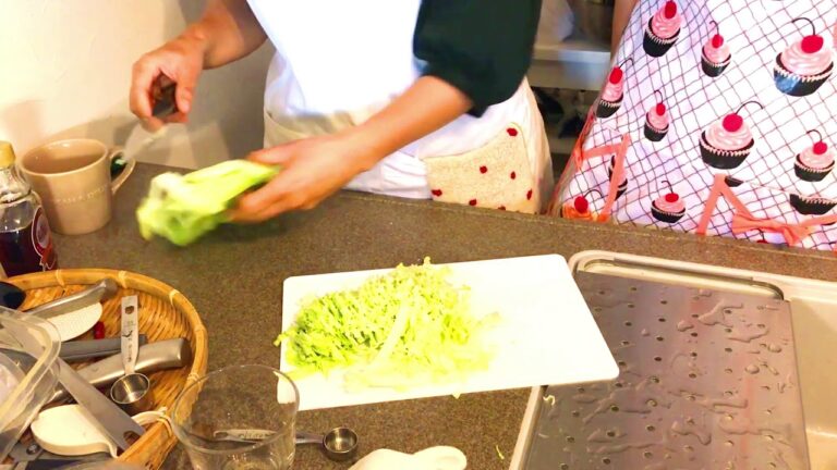 【とろみん家】10分でサツマイモご飯・アボガドキャベツ