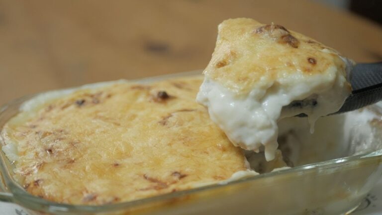 チーズたっぷりな鶏肉とサツマイモのグラタンの作り方　How to make cheese-rich chicken and sweet potato gratin