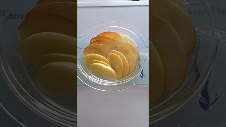 朝の果物　りんごのコンポート