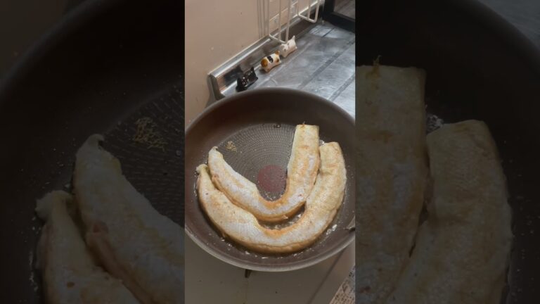 贅沢すぎる⁉️焼くだけ絶品サーモンハラス #料理動画 #サーモン #お酒好きな人と繋がりたい