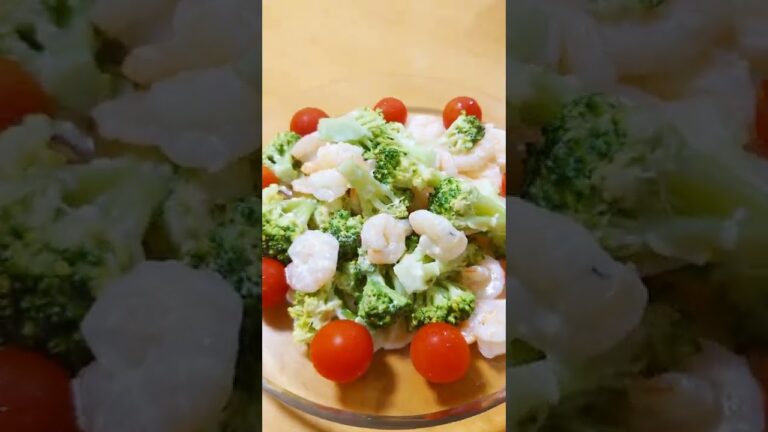 今夜は《たらこパスタ》《サラダ》《さけ》いつもありがとう(^^)🦒